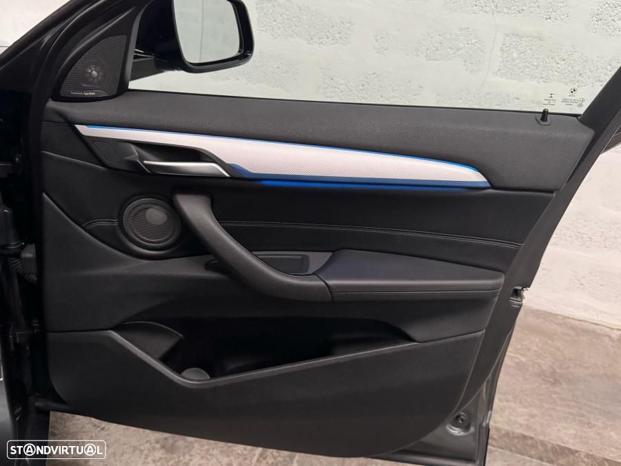 BMW X2 25 e xDrive X Pack M - 37