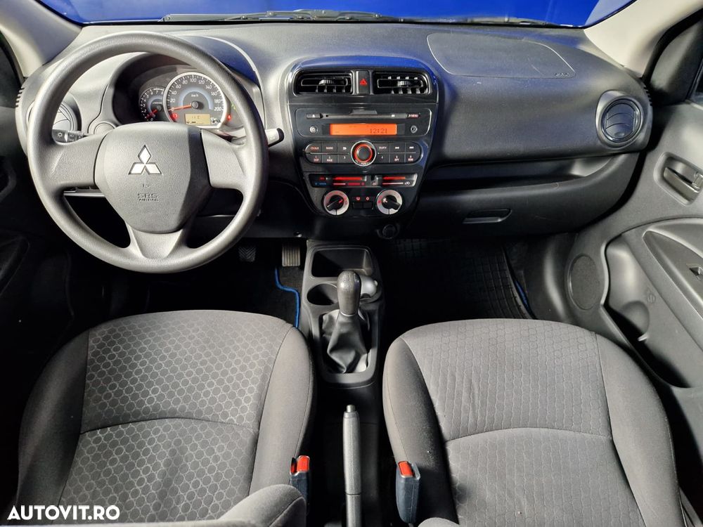 Mitsubishi Space Star - 12