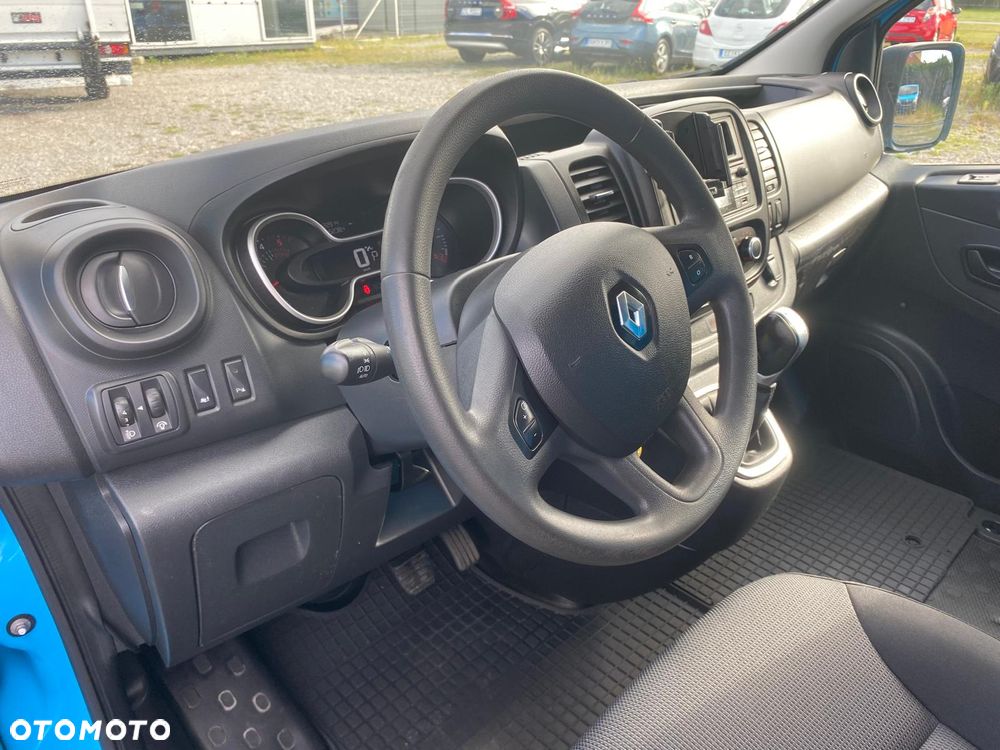 Renault Trafic - 14