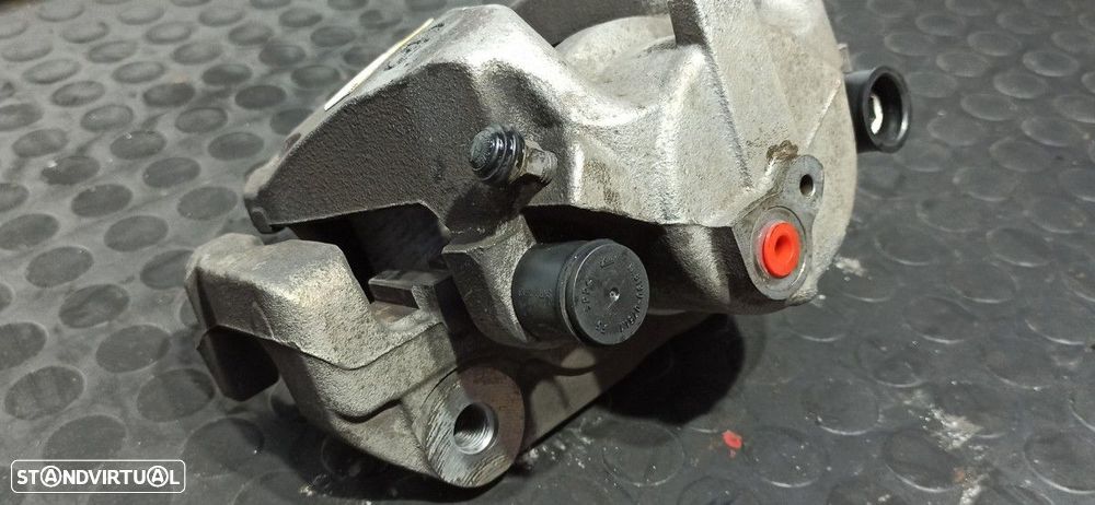 PINÇA DE TRAVÃO FRENTE ESQUERDA CITROEN JUMPY FUGÓN CLUB XL - 3
