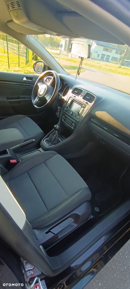 Volkswagen Golf 1.6 TDI DPF Highline - 10