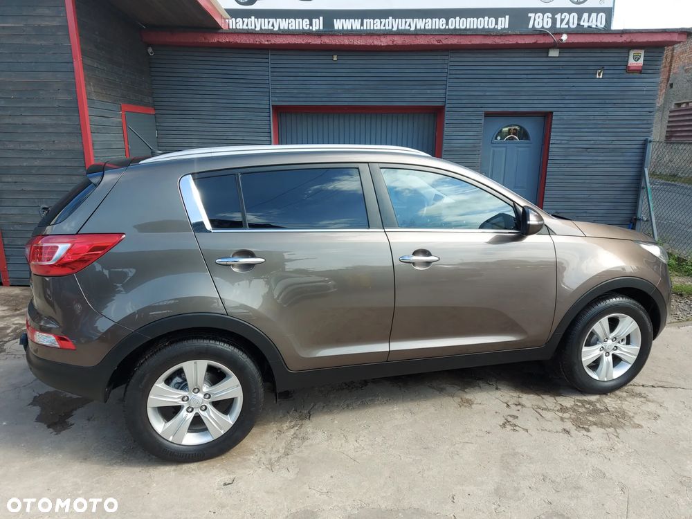 Kia Sportage 2.0 CRDI 4WD Dream-Team Edition - 38