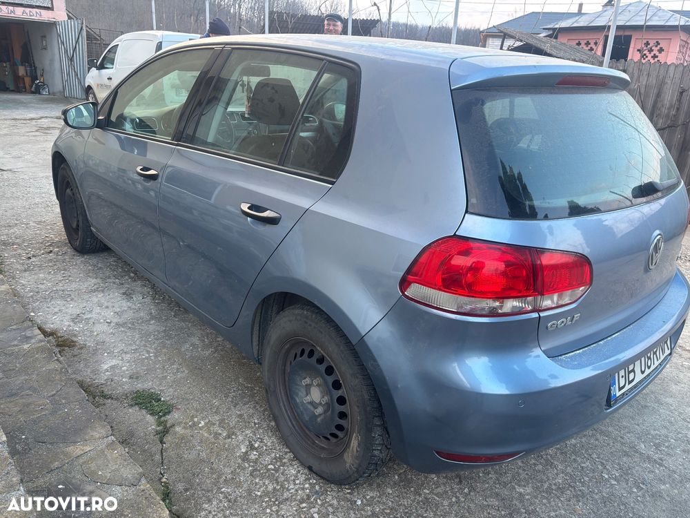 Volkswagen Golf - 18