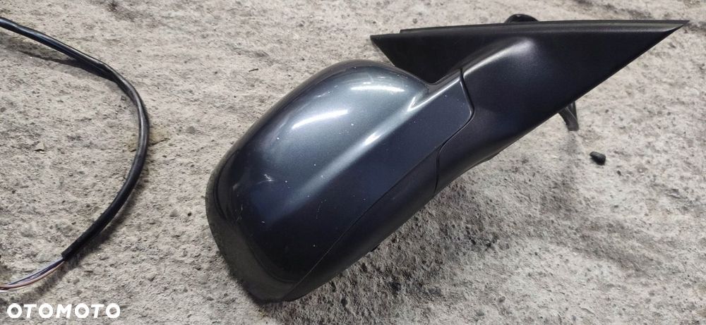 KR LUSTERKO PRAWE VW PASSAT B5 LC7V 5 PIN EU - 2