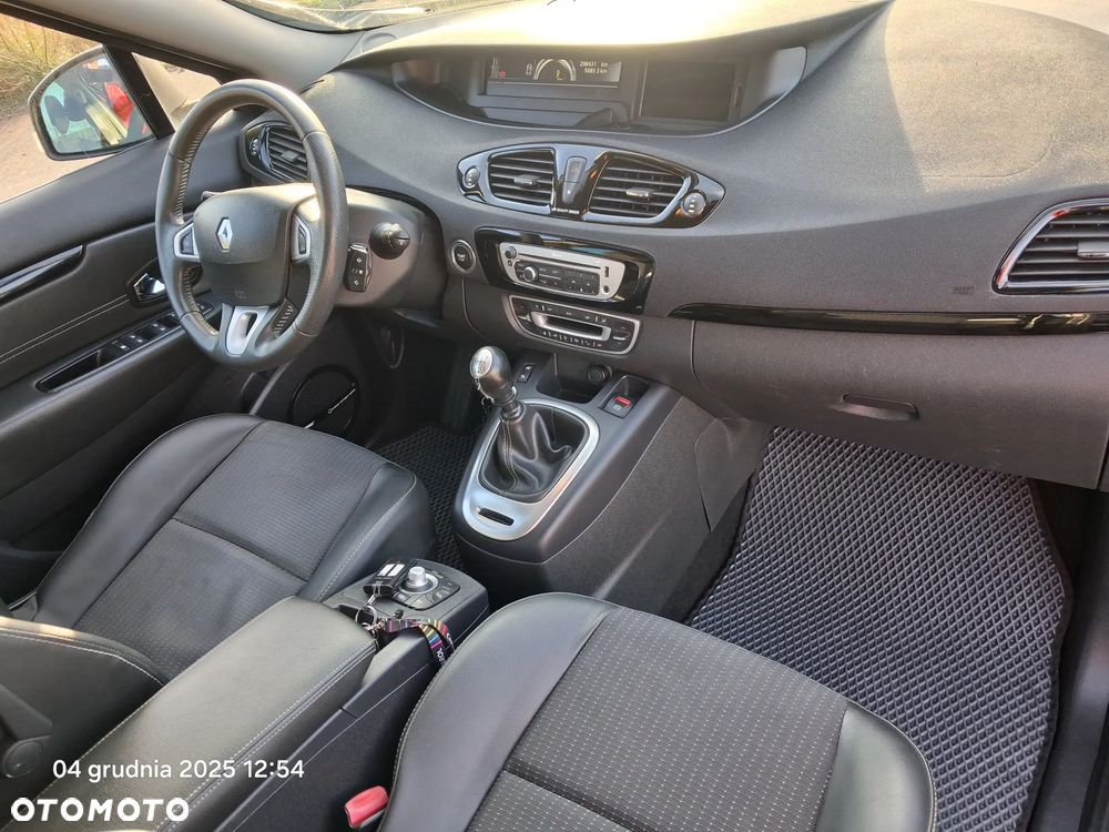 Renault Grand Scenic dCi 130 FAP Start & Stop Bose Edition - 9