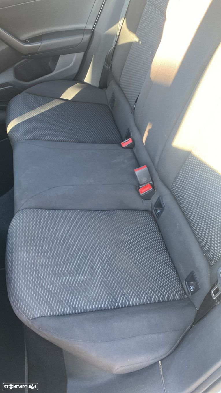 VW Polo 1.0 Trendline - 10