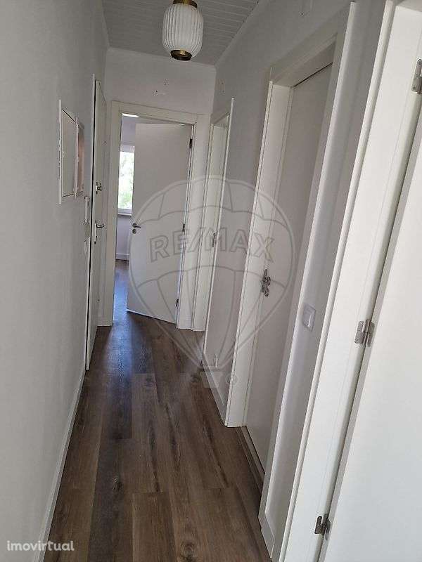 Apartamento T2 para arrendamento - Grande imagem: 4/14