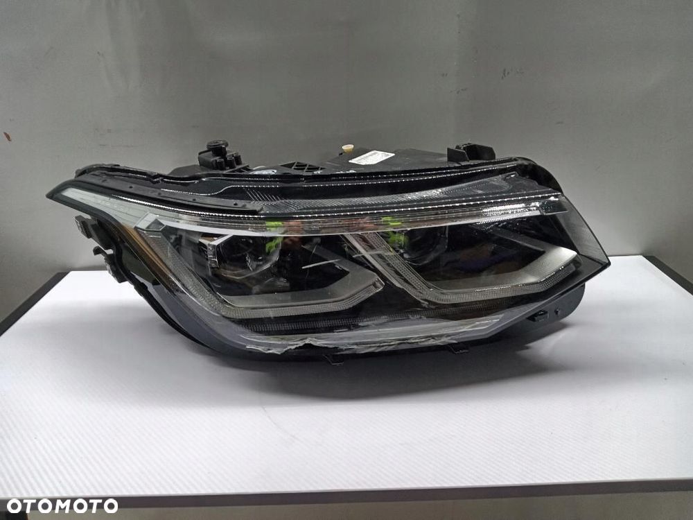 LAMPA PRZÓD PRZEDNIA PRAWA VW TIGUAN II 5NB941082G - 1