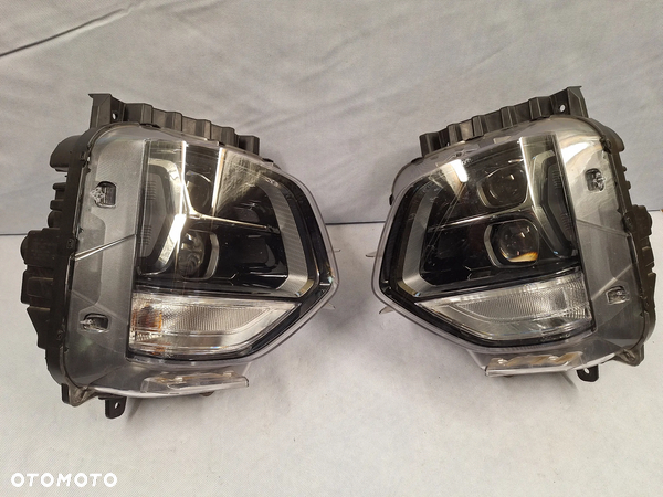 Hyundai Santa Fe IV 2018 2020 Lampa przednia lewa/prawa