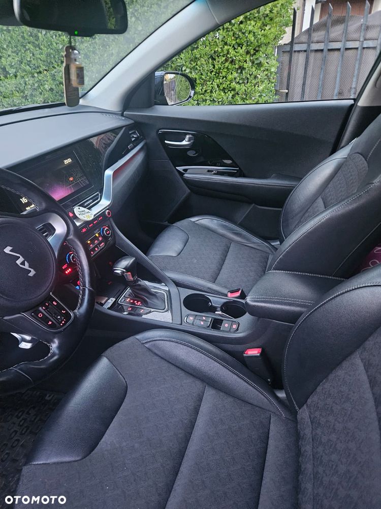 Kia Niro 1.6 GDI Hybrid L - 6