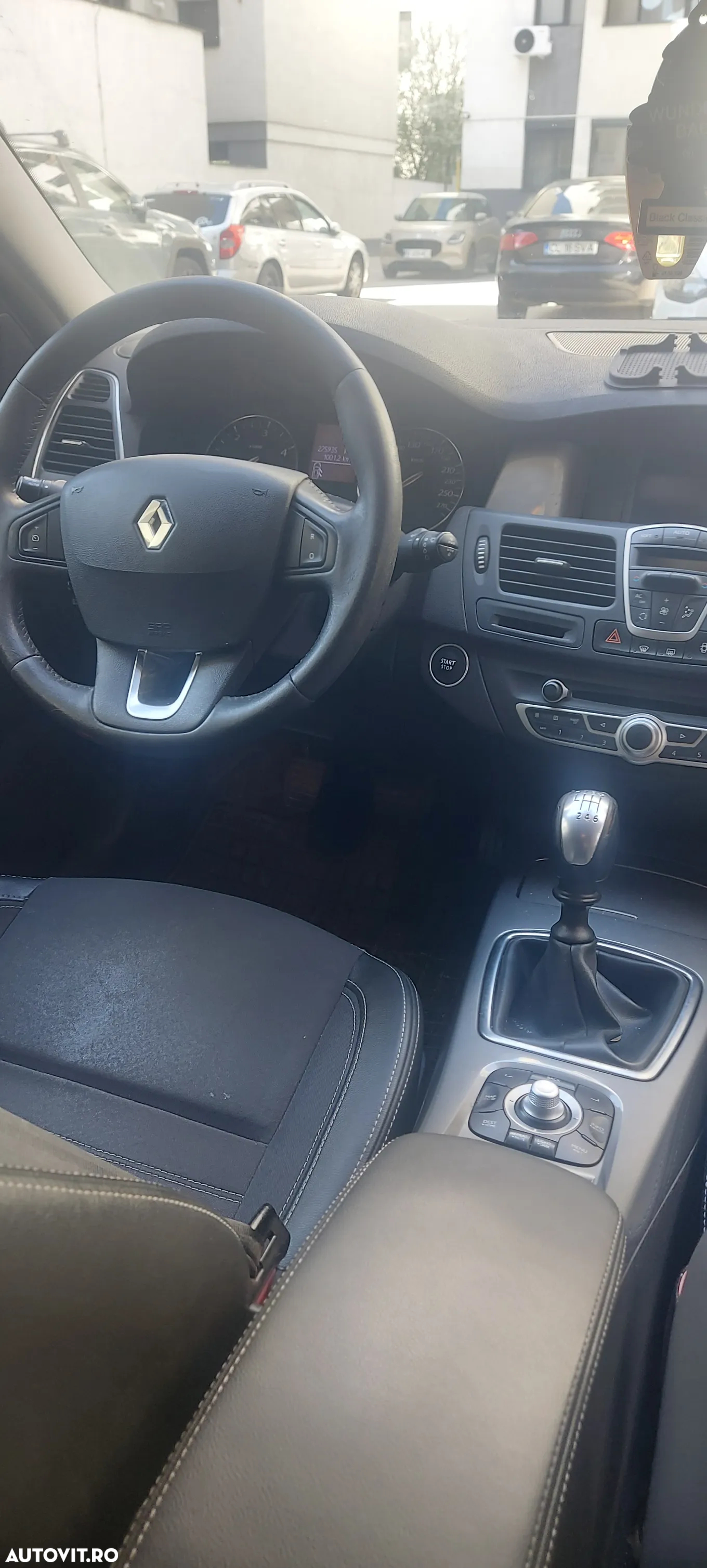 Renault Laguna - 4