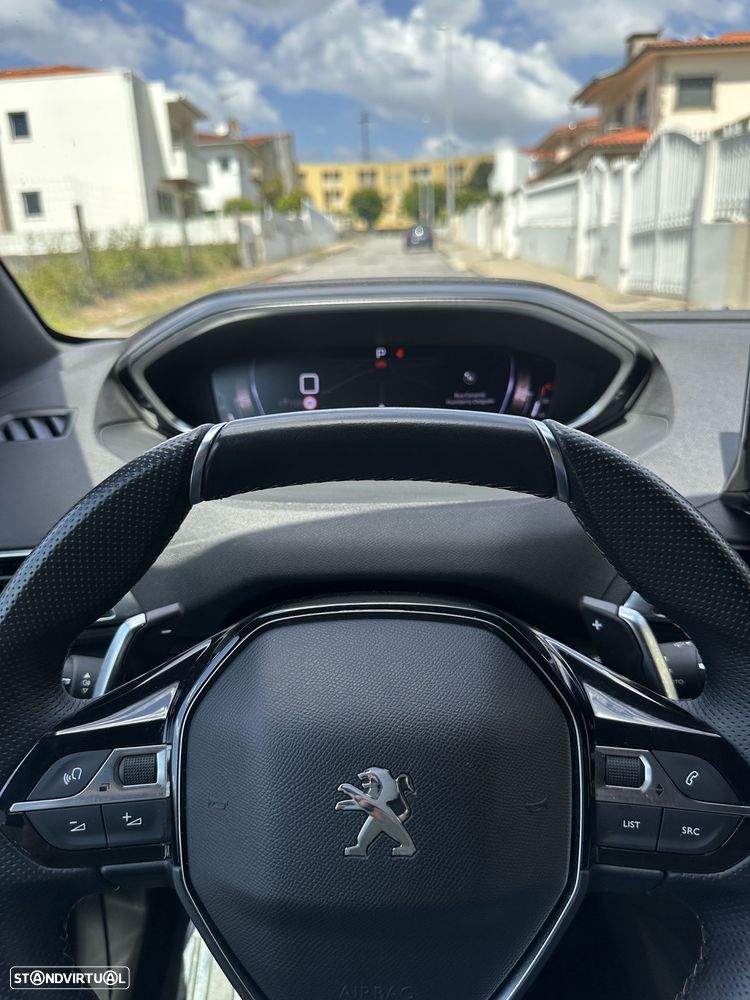 Peugeot 3008 1.2 PureTech GT Line EAT8 - 8