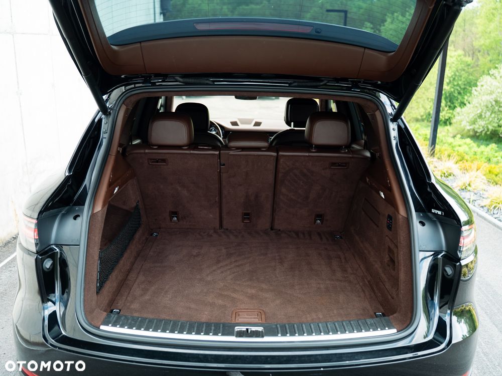 Porsche Cayenne S - 12