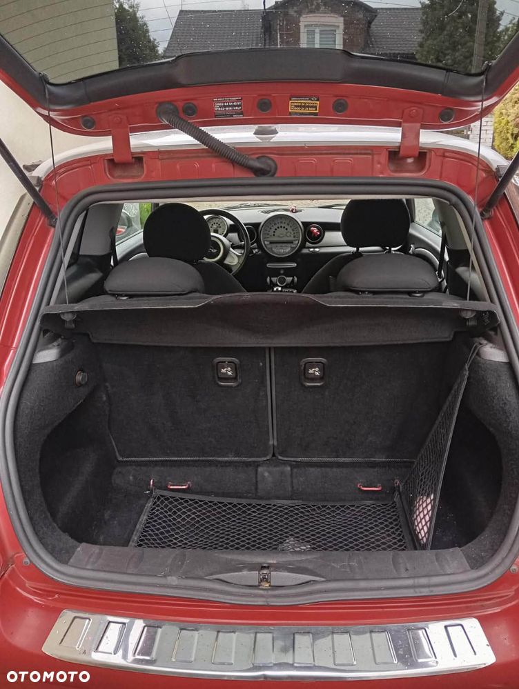 MINI Cooper Standard - 12