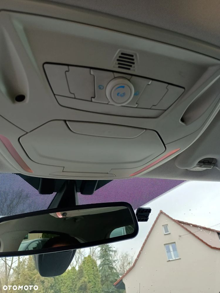 Ford Focus 1.6 EcoBoost Trend - 11