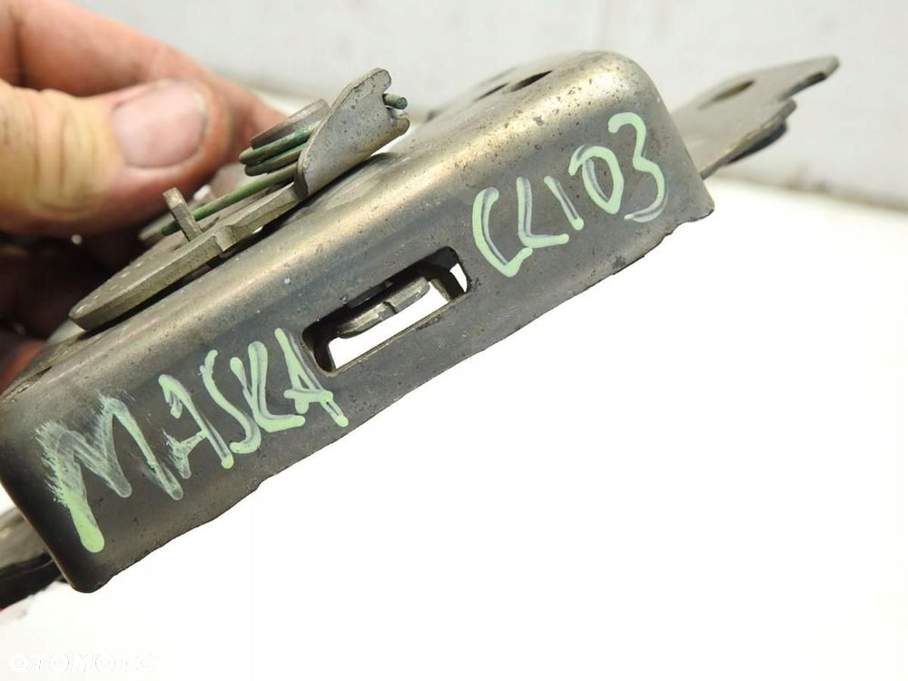 ZAMEK MASKI RENAULT CLIO III - 2