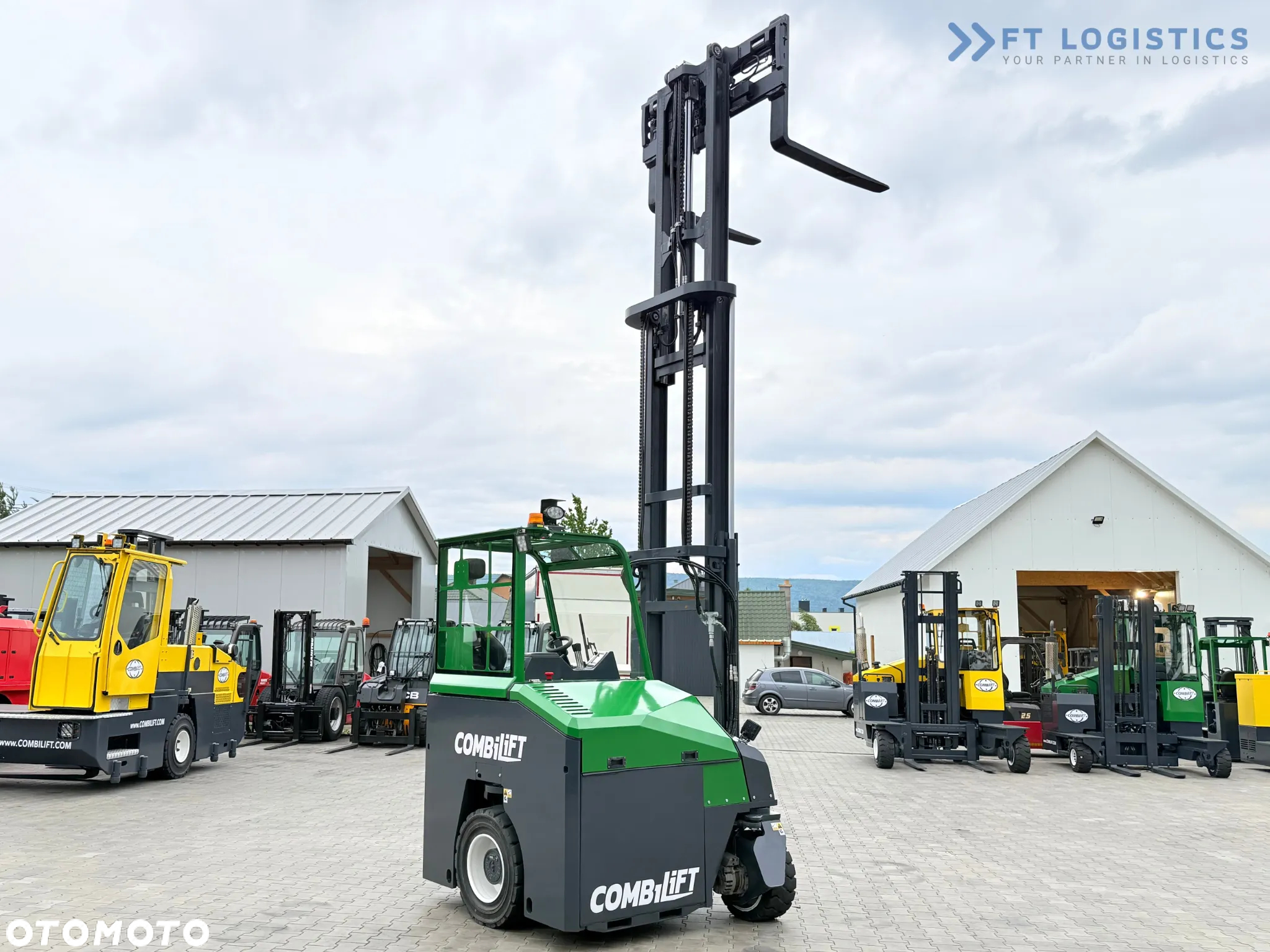 Combilift CBE4000 / TRIPLEX 5200MM / ELEKTRYCZNY / WOLNY SKOK / POZYCJONER / PRZESUW WIDEŁ / JAK NOWY - 35