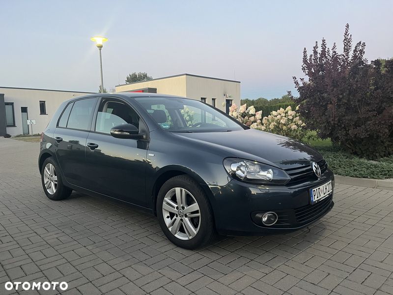 Volkswagen Golf 1.2 TSI MATCH - 2