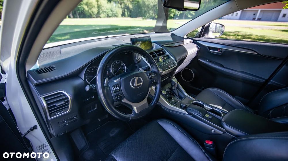 Lexus NX 200t Comfort AWD - 12
