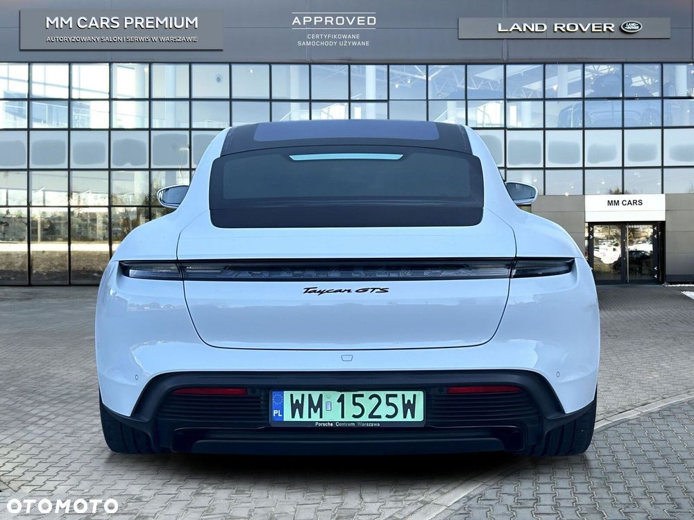 Porsche Taycan - 10