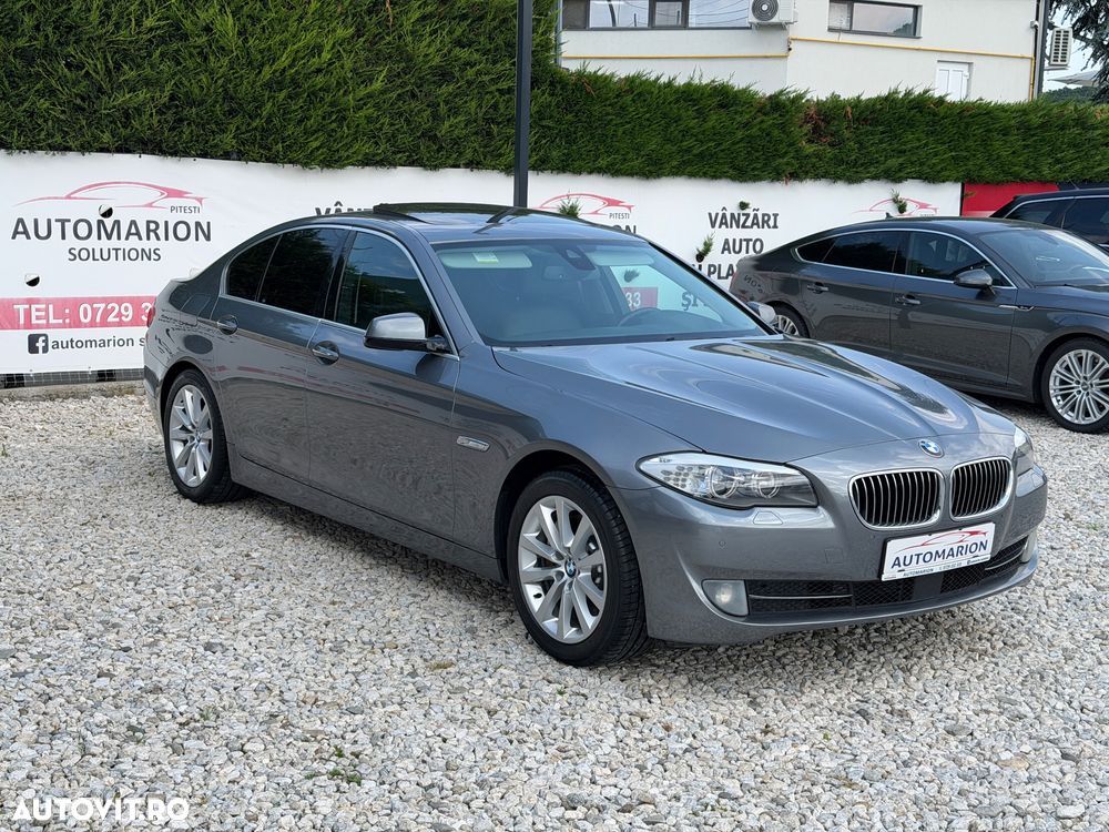 BMW Seria 5 525d xDrive - 22