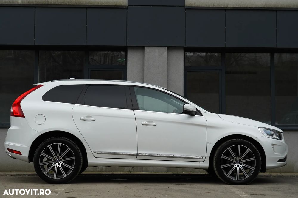 Volvo XC 60 D4 Geartronic Summum - 15