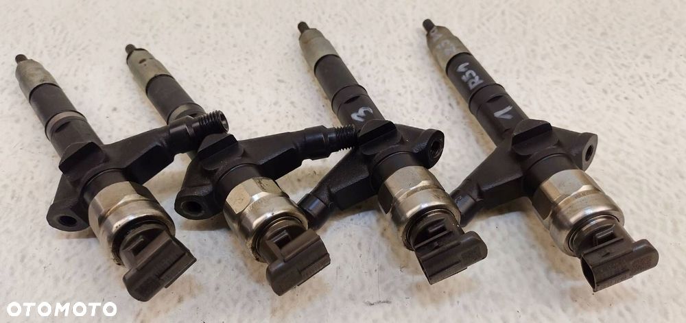 nissan pathfinder r51 2.5 dci wtrysk wtryski paliwa denso 16600-ec00a - 2