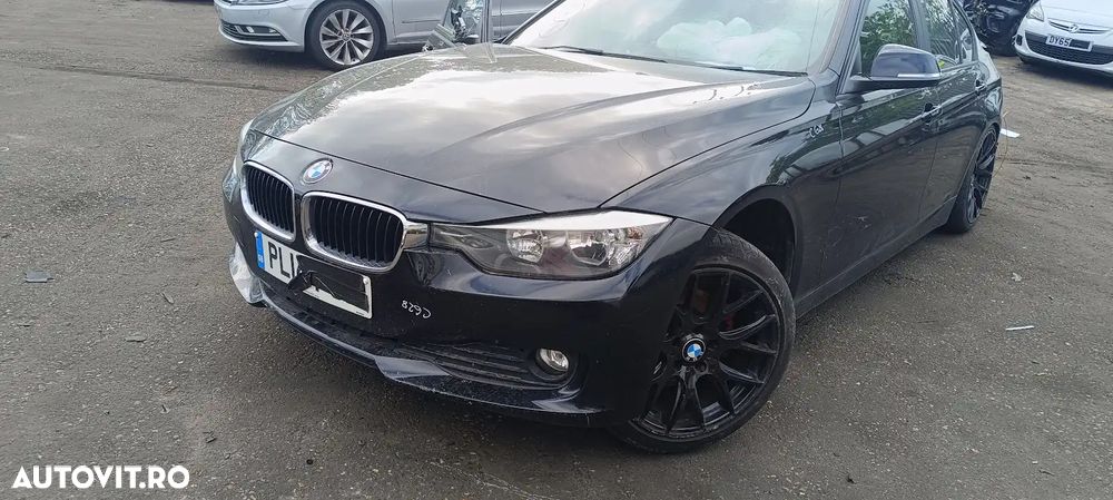 Dezmembrari / Dezmembrez BMW F30 320d 2.0 N47D20O1 cutie viteze automata cod culoare SCHWARZ II (668) - 3