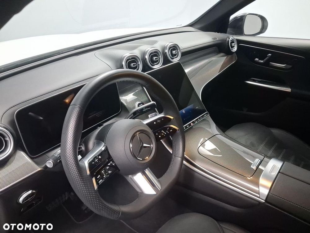 Mercedes-Benz GLC 300 de 4-Matic AMG Line - 14