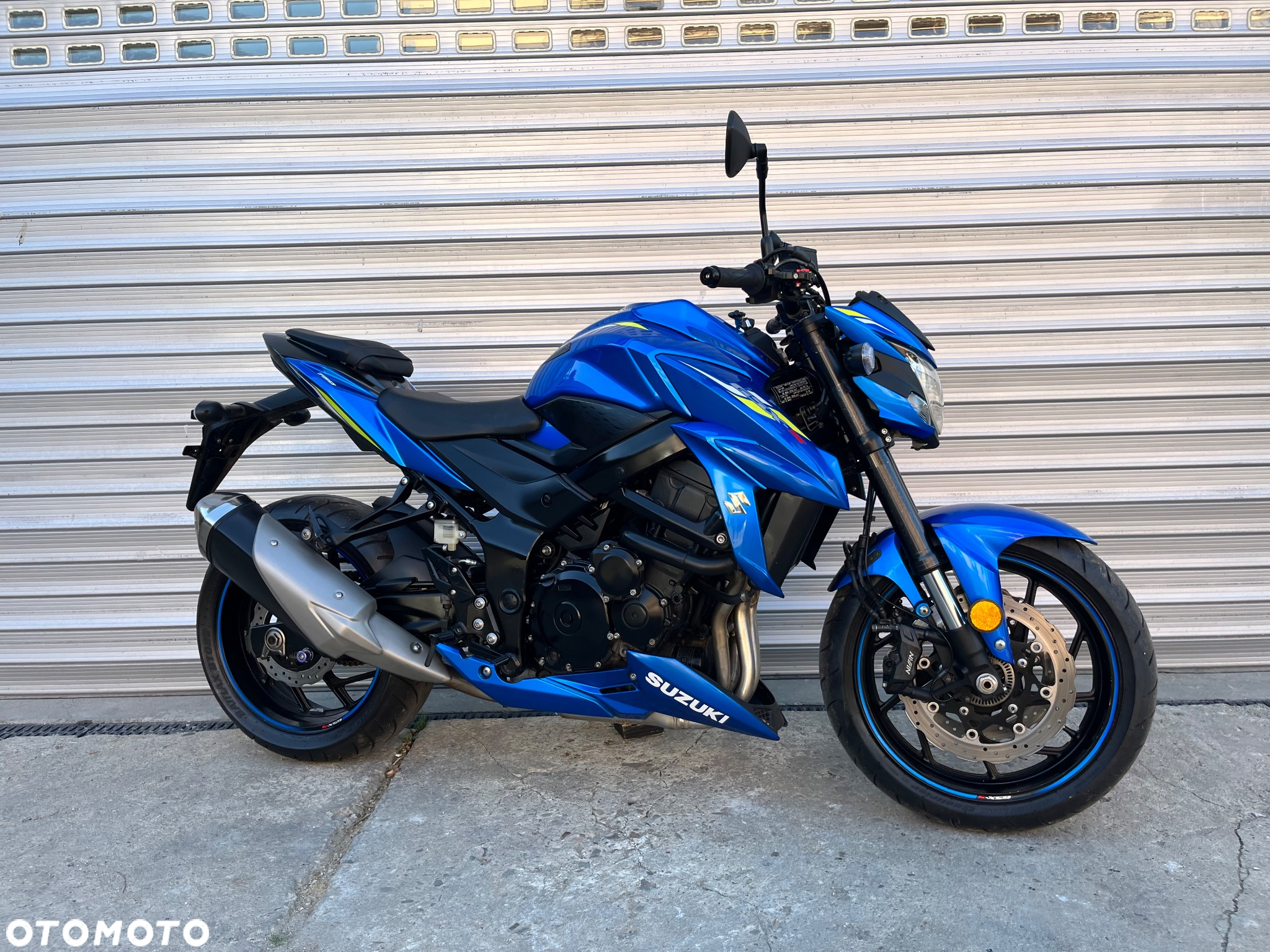 Suzuki GSX - 4