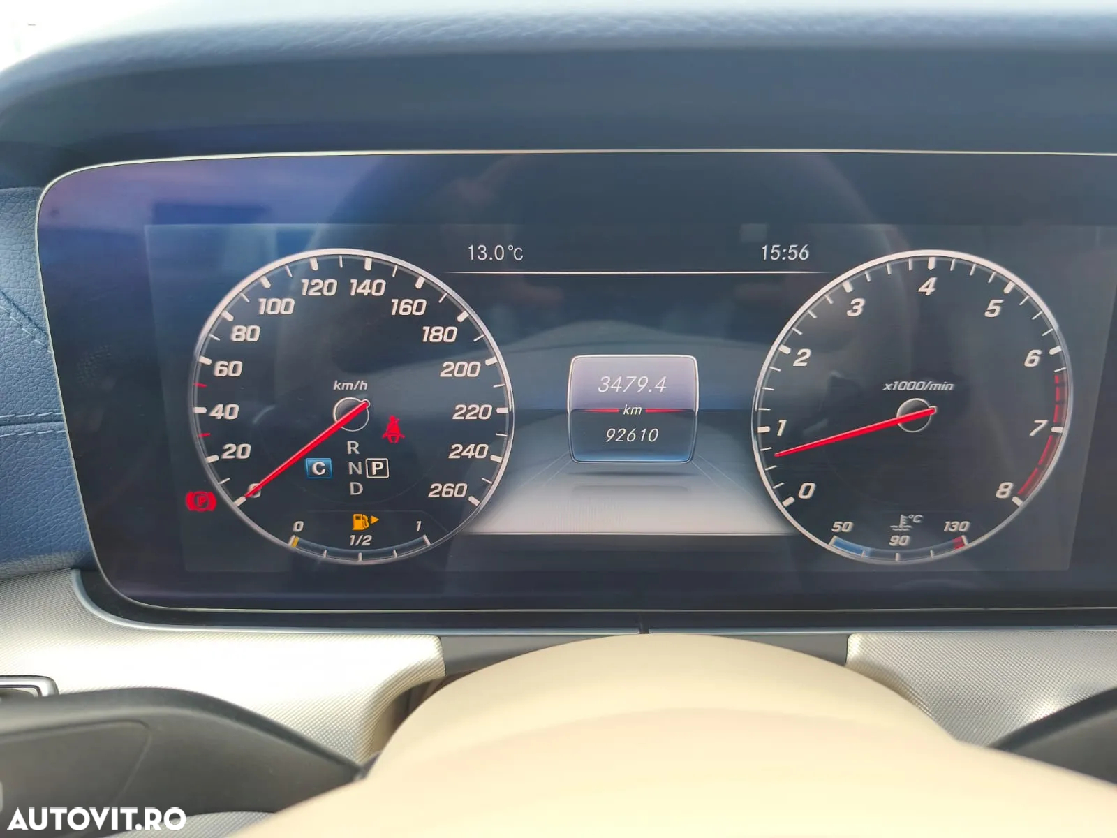 Mercedes-Benz E 400 4MATIC Cabrio - 32