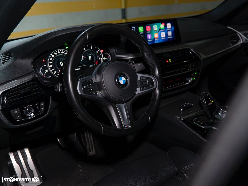 BMW 520 d Aut. M Sport Edition - 11
