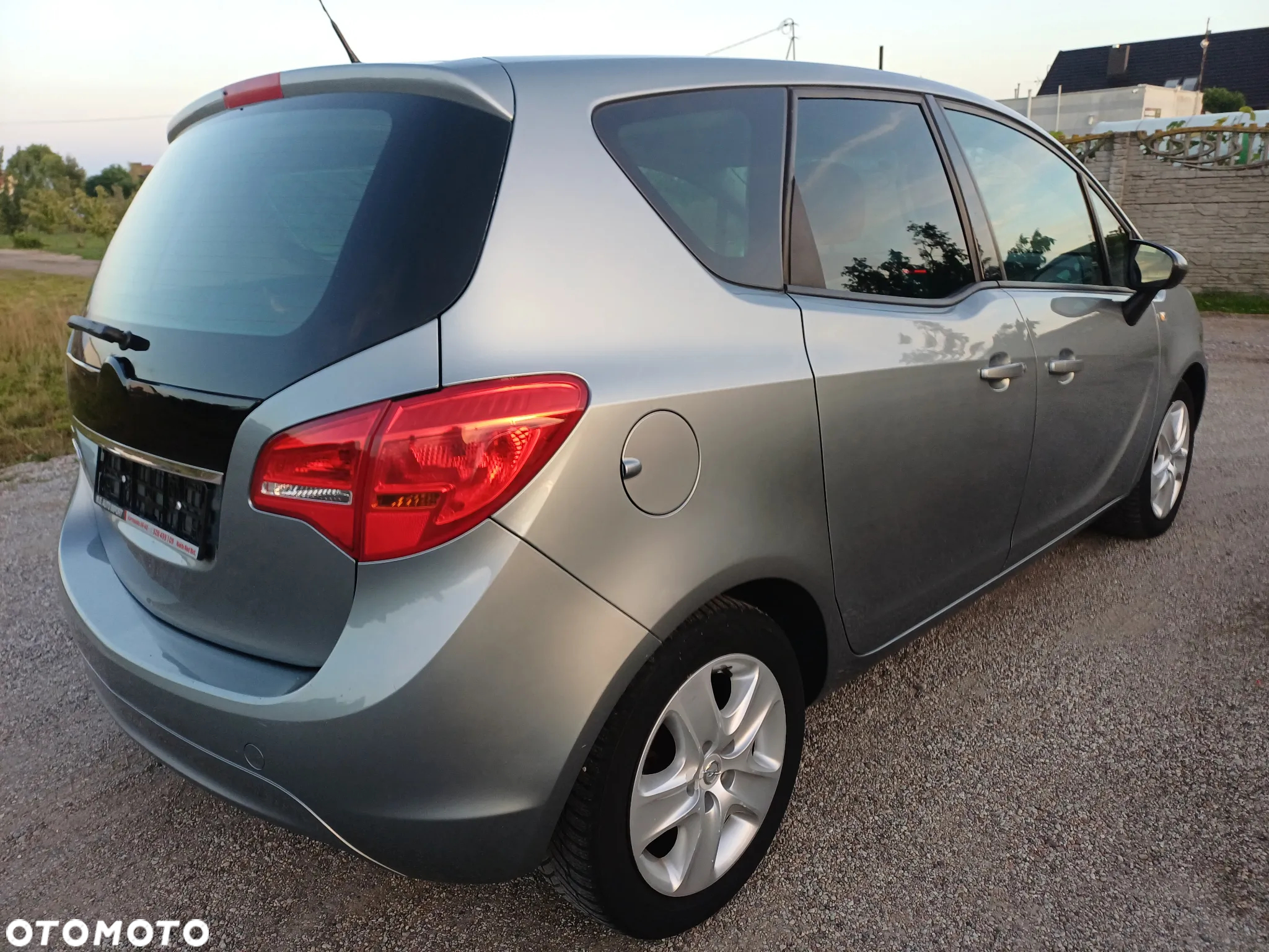 Opel Meriva 1.4 Design Edition - 2