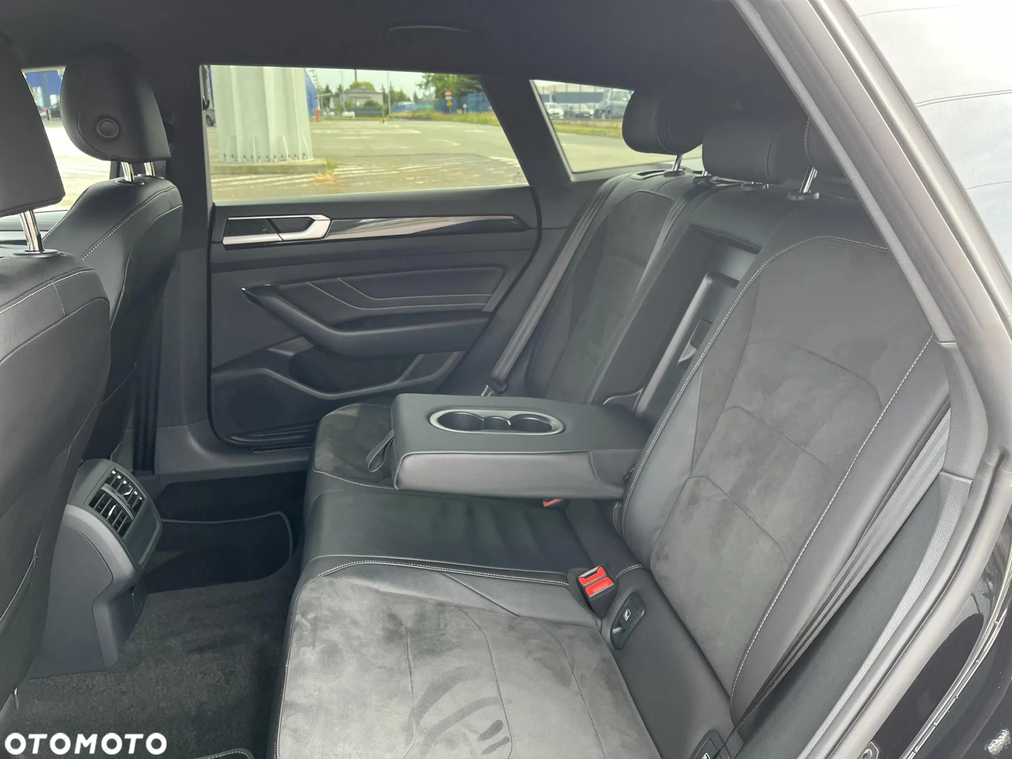 Volkswagen Arteon 2.0 TDI R-Line DSG - 16