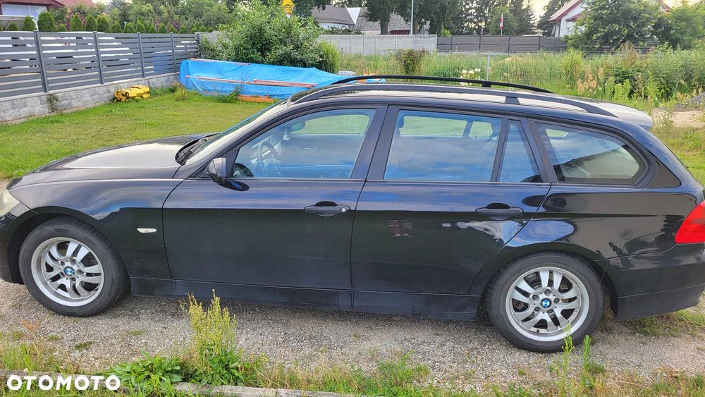 BMW Seria 3 320d DPF - 1