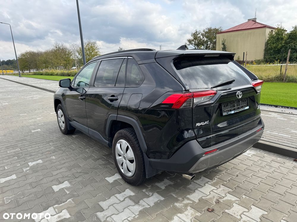 Toyota RAV4 - 5