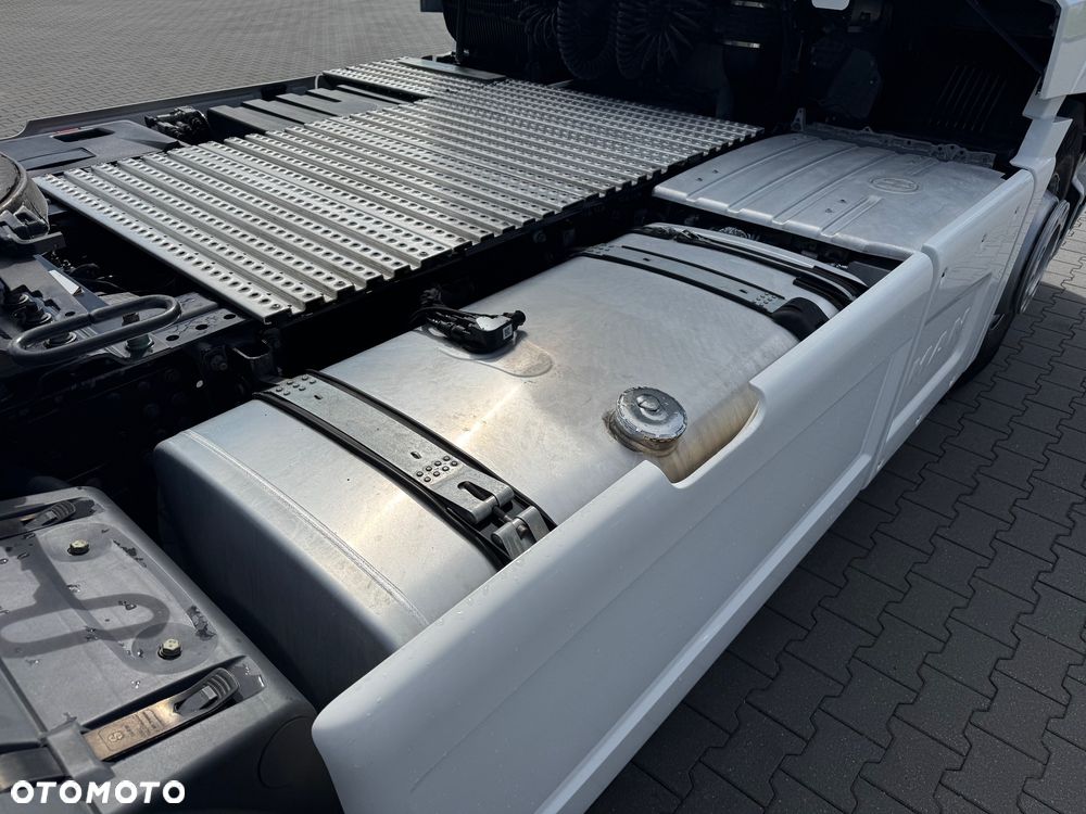 MAN TGS 18.510 BOGATA WERSJA PRZÓD/TYŁ PODUSZKI - 11