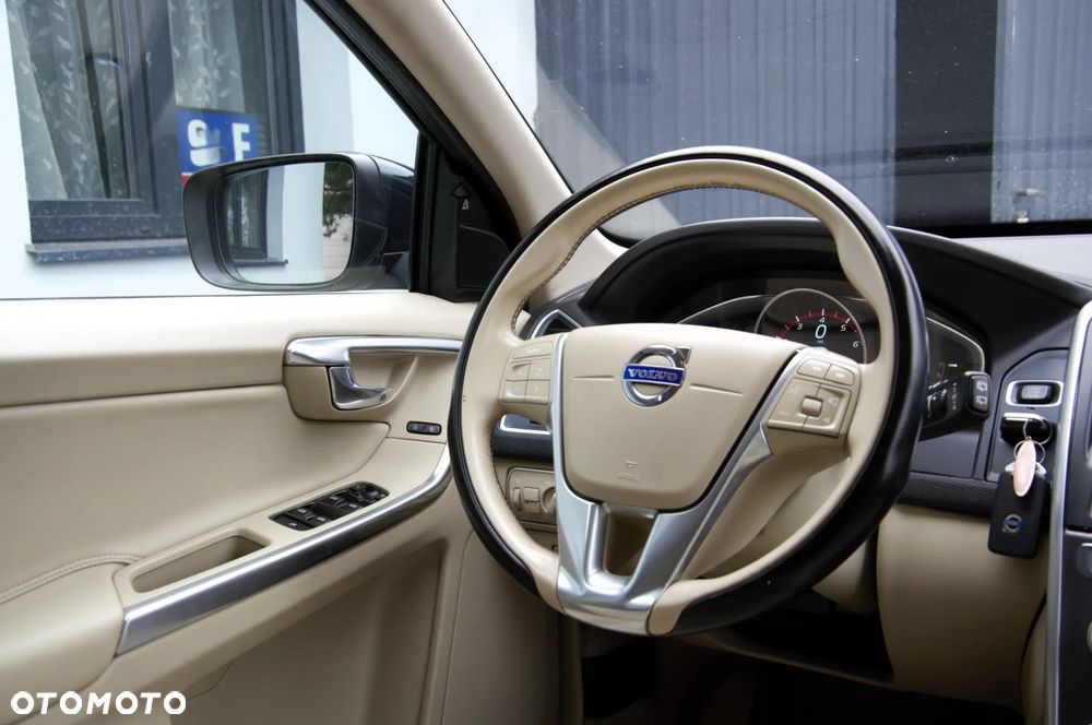 Volvo XC 60 B4 B Inscription - 19