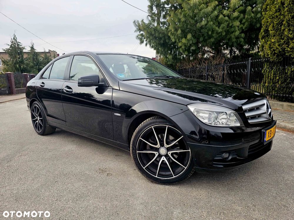 Mercedes-Benz Klasa C 180 CGI Automatik BlueEFFICIENCY SPORT EDITION - 1