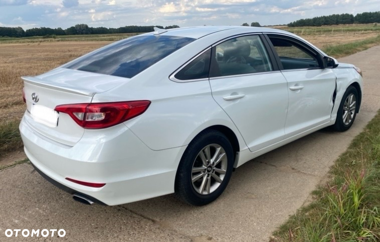 Hyundai Sonata - 5