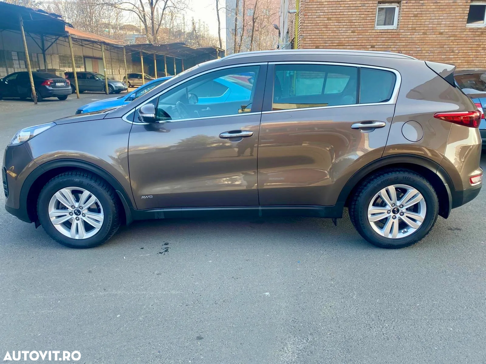 Kia Sportage 1.6 T-GDI 7DCT 4x4 Style - 8