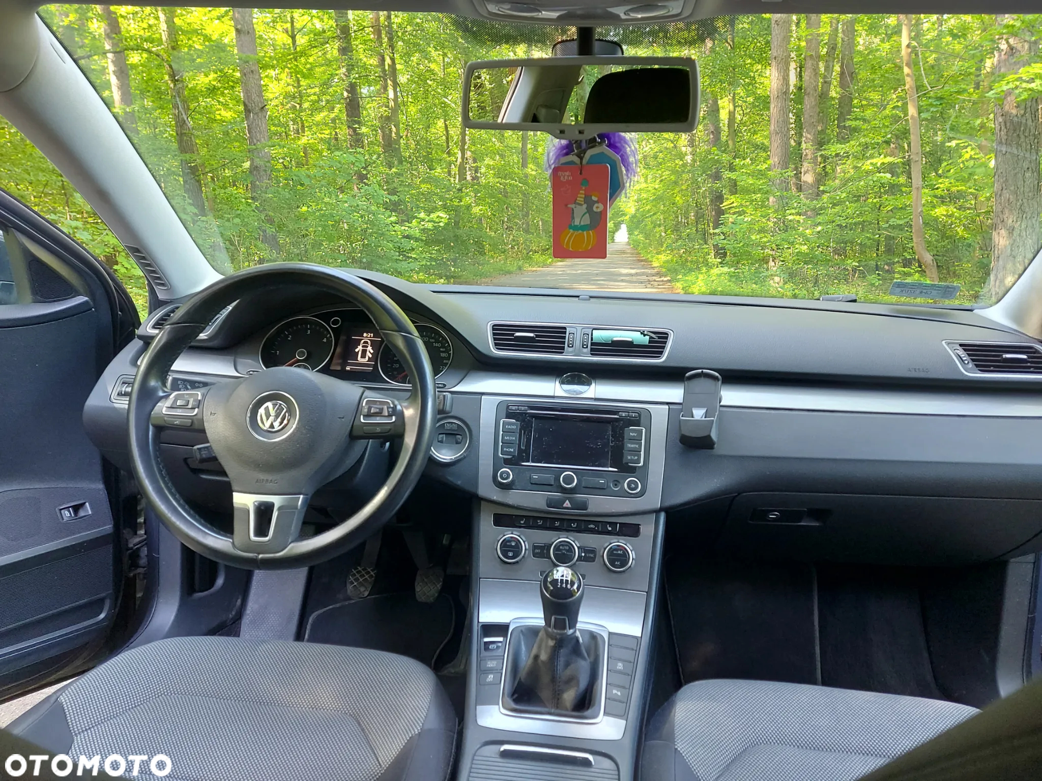 Volkswagen Passat 2.0 TDI Highline - 9