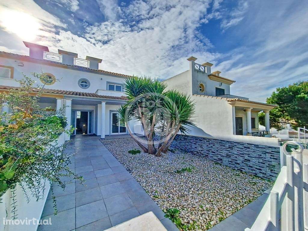 Excelente moradia geminada com 4 quartos, garagem, cave, piscina e ... - Grande imagem: 4/47