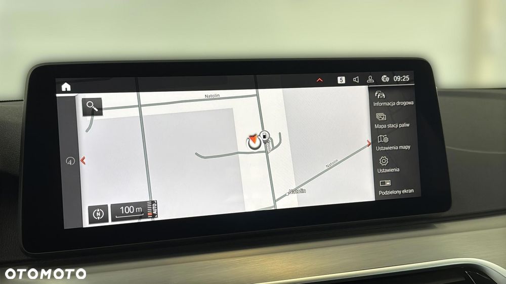 BMW Seria 5 530i xDrive mHEV - 22