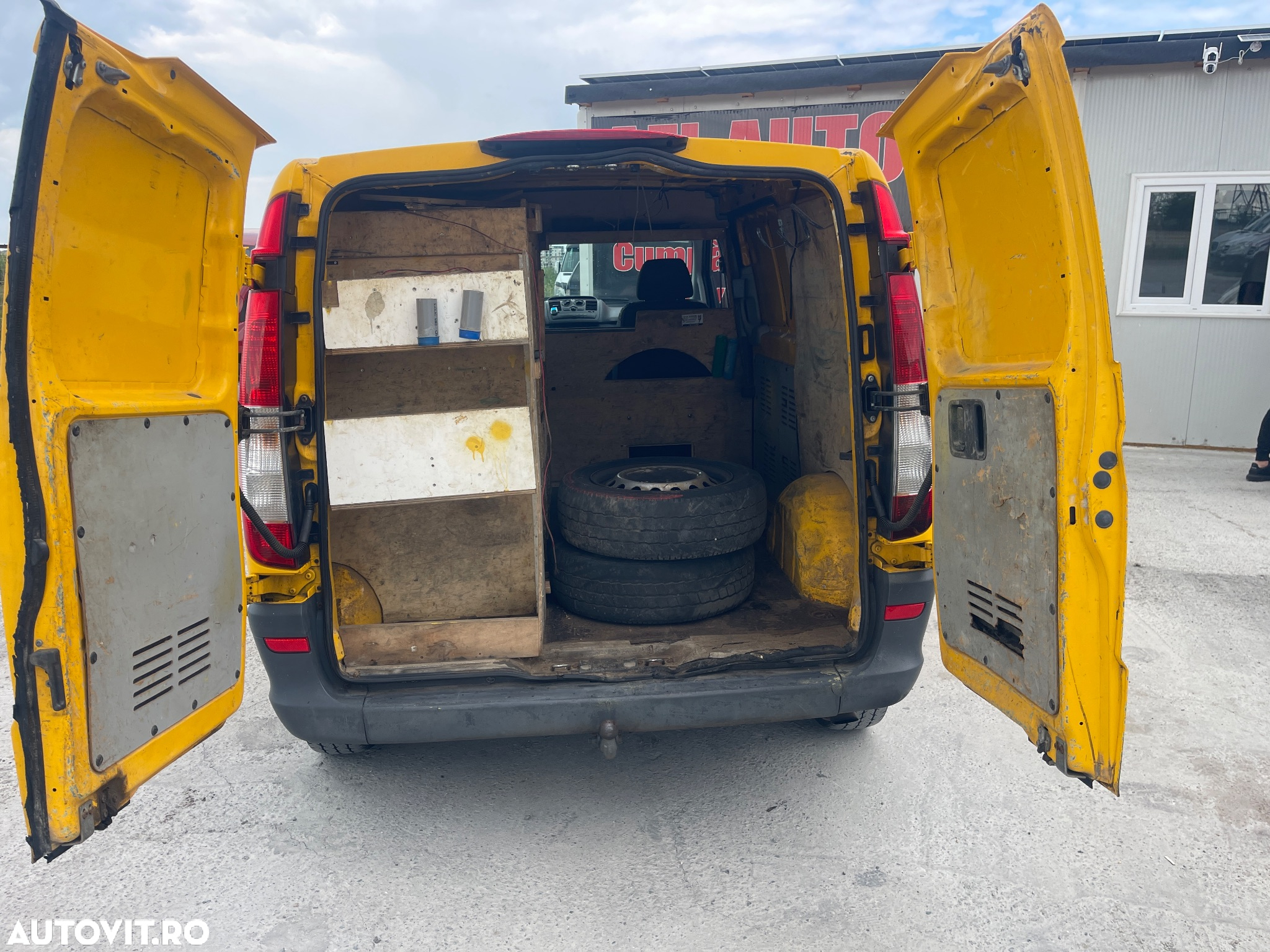 Mercedes-Benz Vito - 18