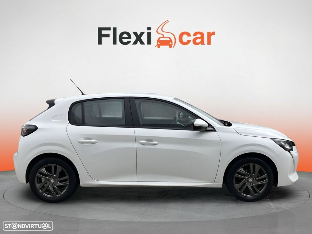 Peugeot 208 - 3
