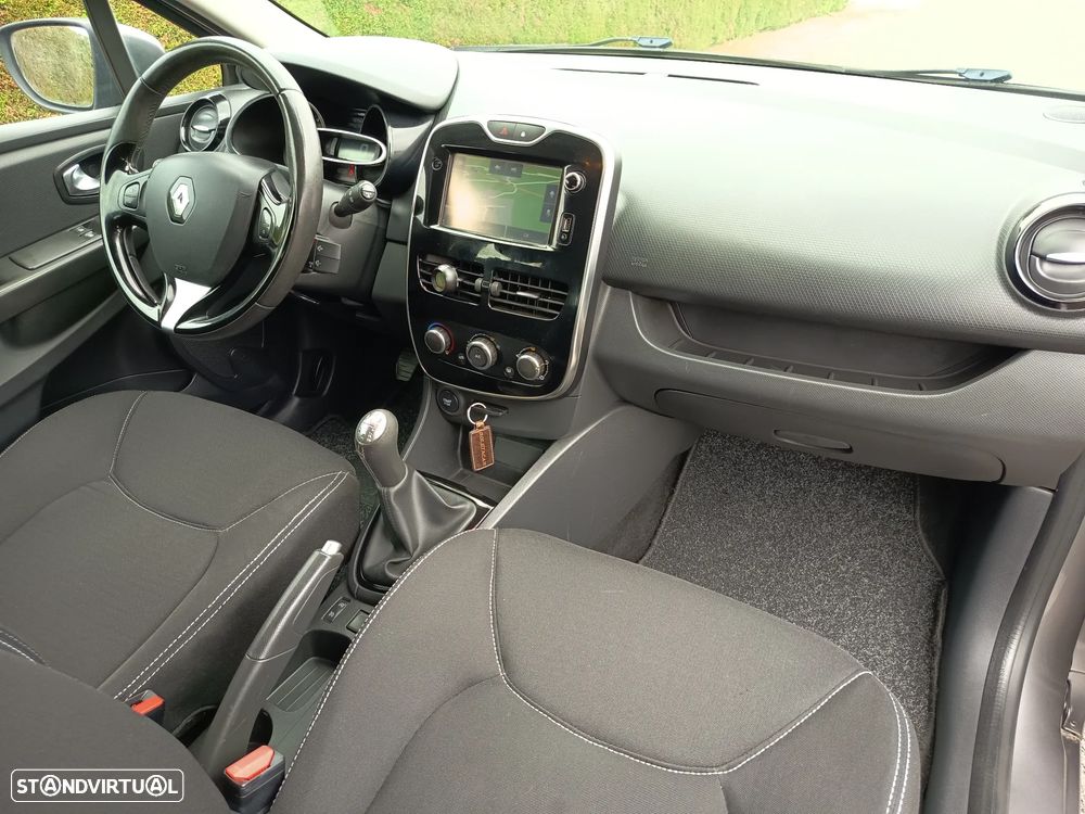 Renault Clio Sport Tourer dCi 90 Dynamique - 22