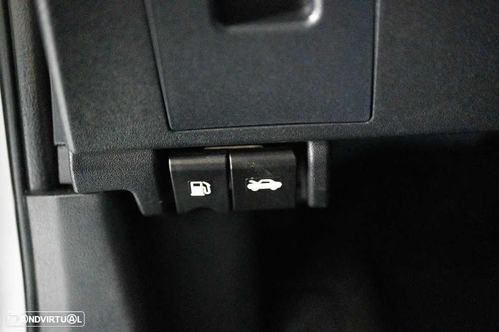 Nissan Qashqai 2.0 Acenta CVT - 18