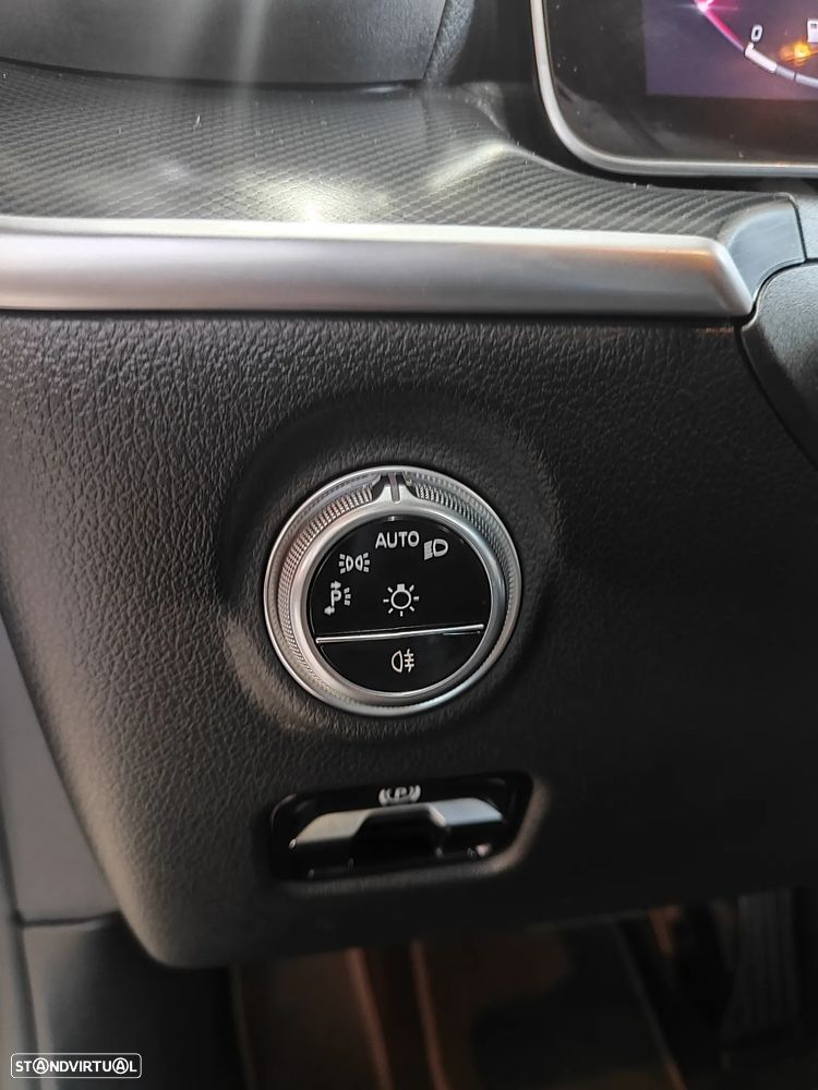 Mercedes-Benz C 220 d Avantgarde - 28