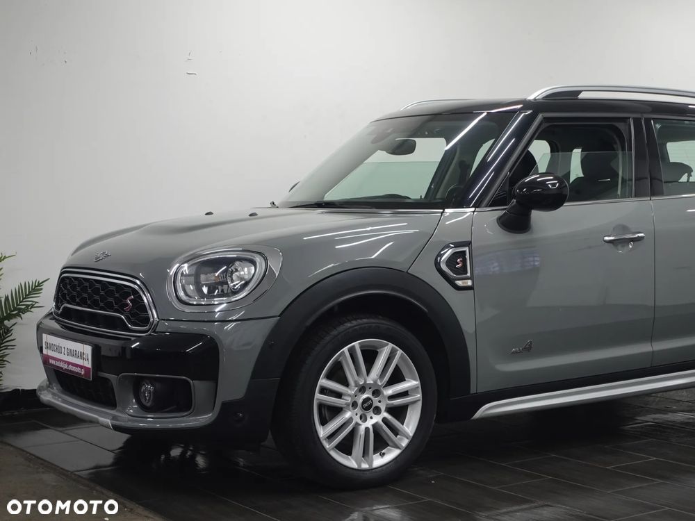MINI Countryman Cooper All4 Essential Trim - 14